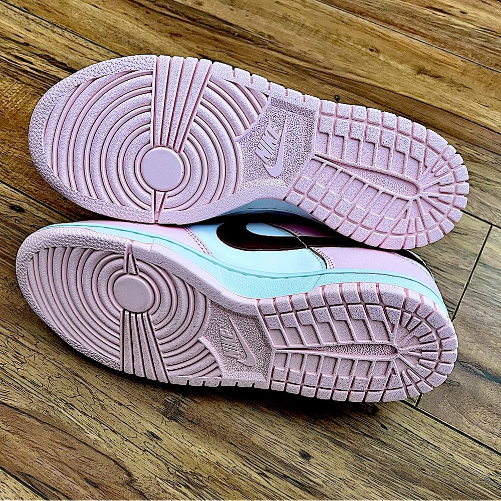 Nike Dunk Low “Pink Foam” - Picture 7 of 13